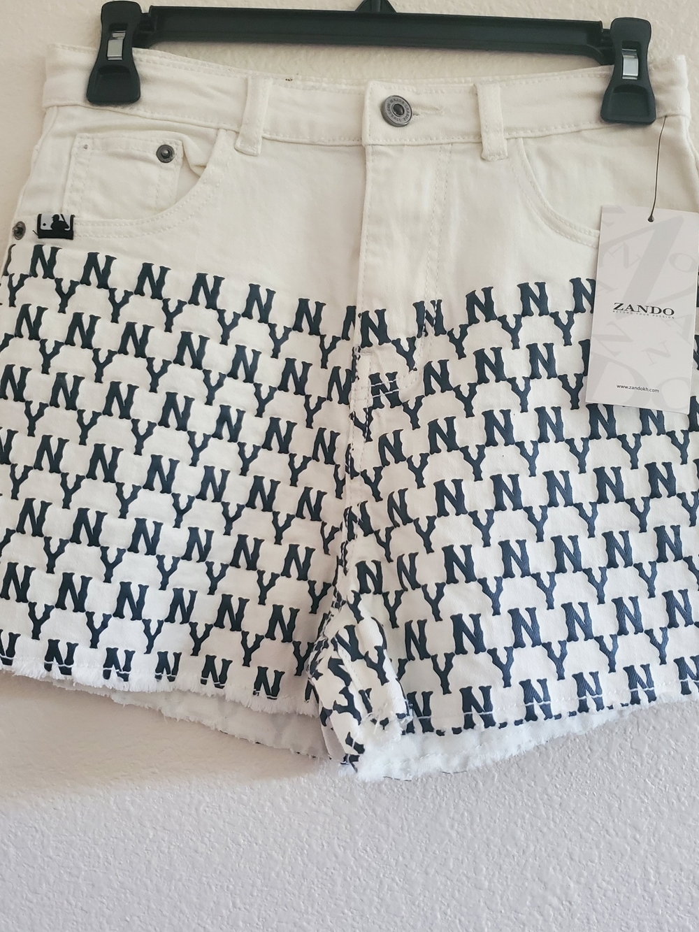 Zando Women's White Jean Shorts with Navy 'NY' Pattern Size L